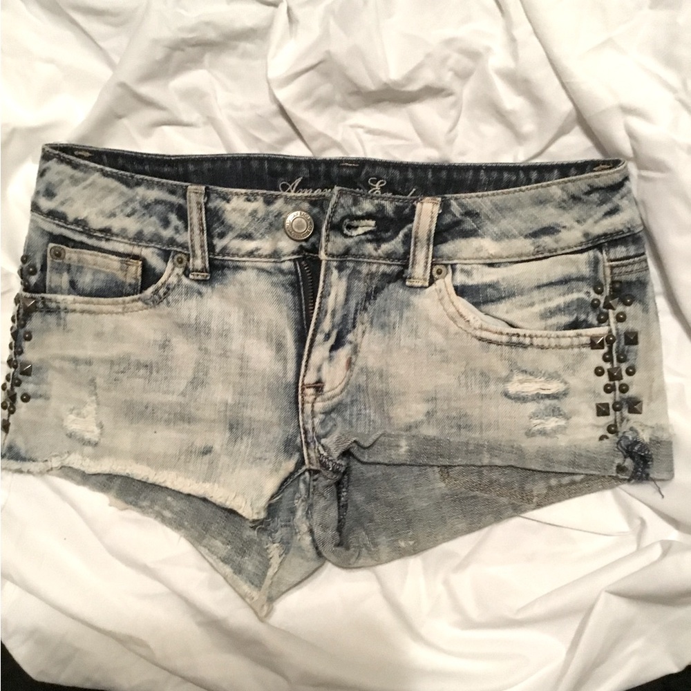 American Eagle Jean shorts studded distressed